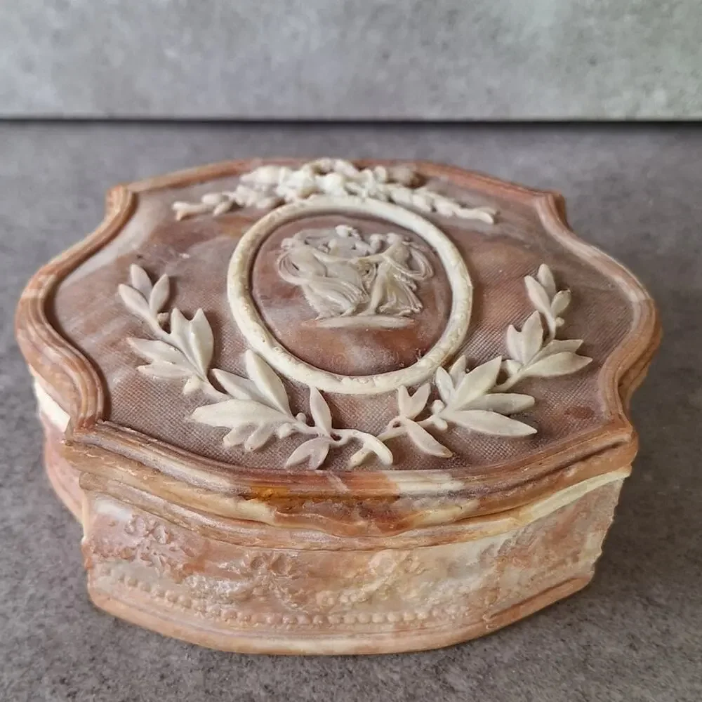 Inoclay vintage stone jewelry box three graces 3 muses trinket box USA Made 60s